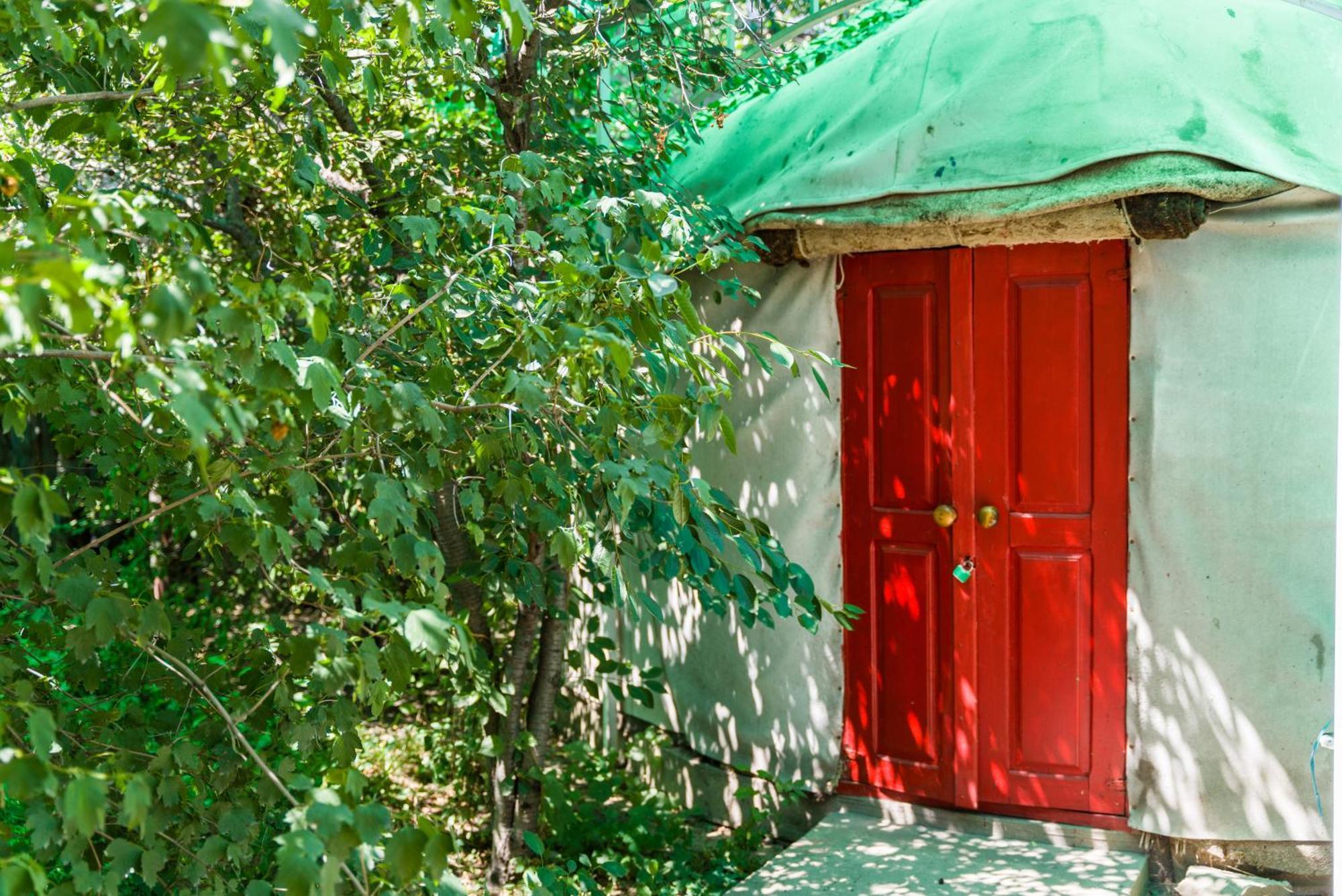 Hotel Arista Yurt Camp Karakol Exterior foto